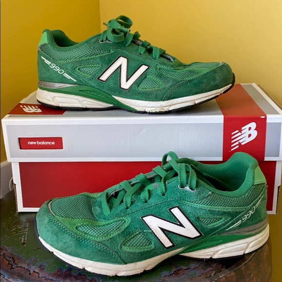 990v4 green